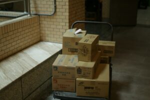Wysyłka paczek za granicę nie musi być trudna ani kłopotliwa
