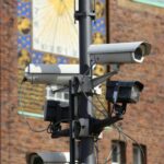 Kiedy warto wdrożyć mobilną wieżę monitorującą do ochrony tymczasowych terenów?