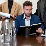 Dlaczego coraz więcej firm wybiera wodę w szklanych butelkach bez systemu kaucji?
